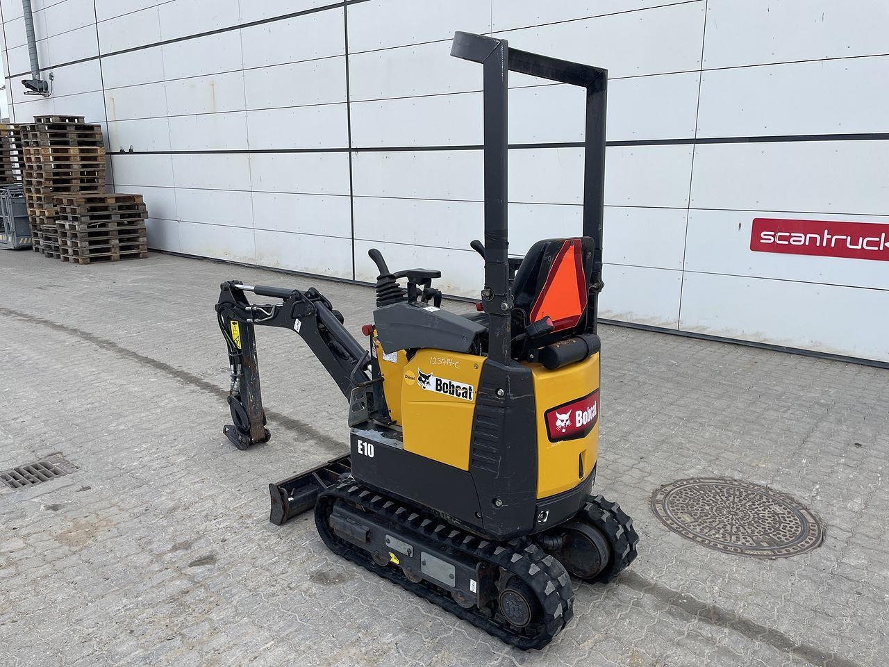Bobcat E10 - Miniexcavadora: foto 2 Bobcat E10 - Miniexcavadora: foto 2