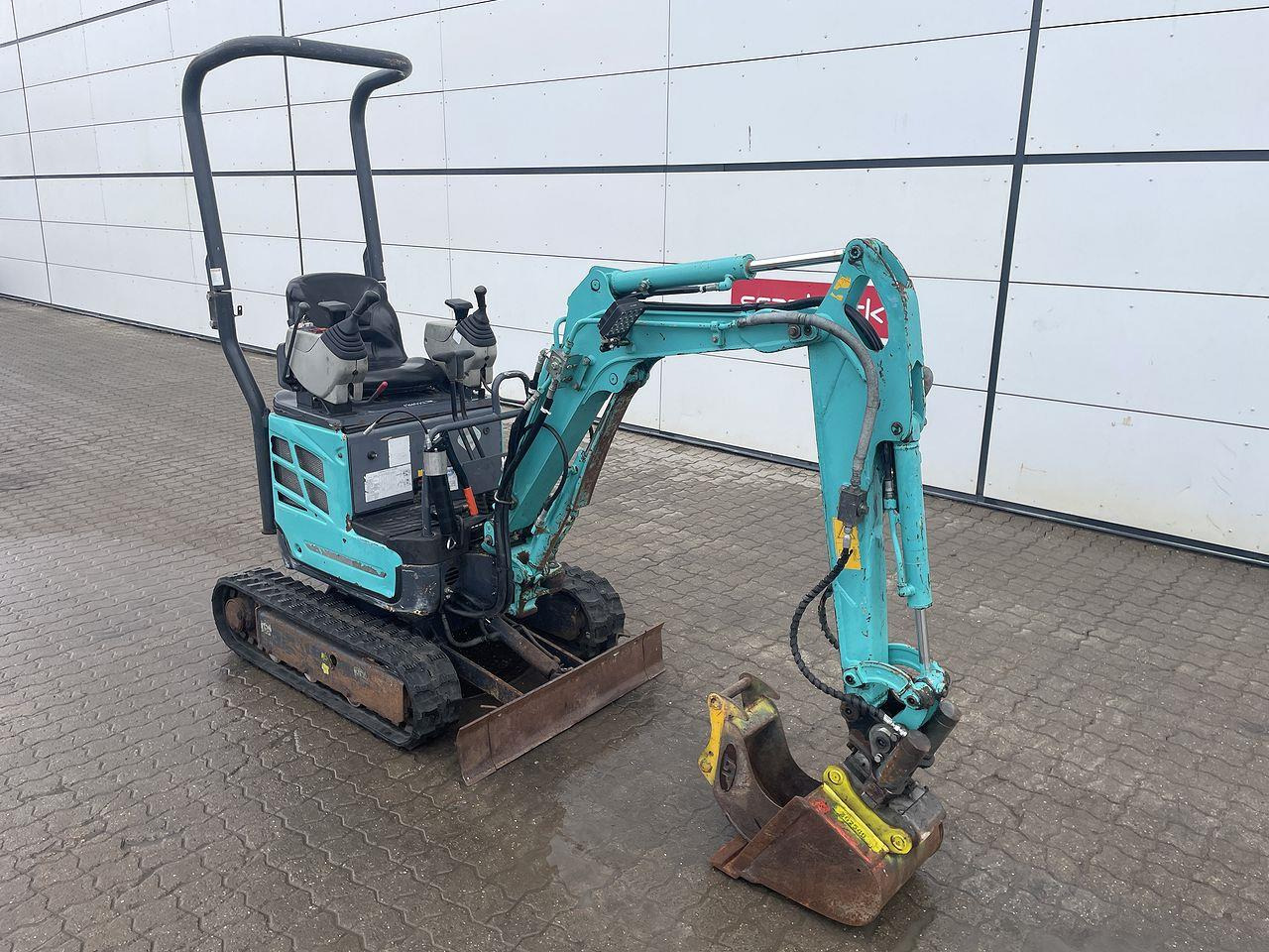 Kobelco SK10SR-2 - Miniexcavadora: foto 5 Kobelco SK10SR-2 - Miniexcavadora: foto 5