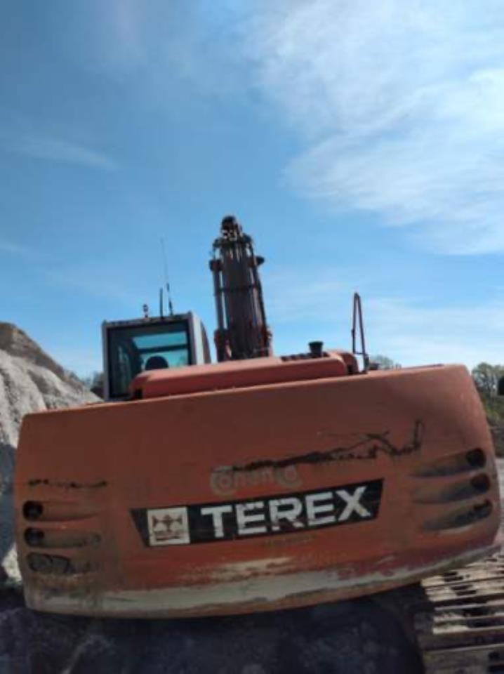 Terex TC240LC - Excavadora de cadenas: foto 3 Terex TC240LC - Excavadora de cadenas: foto 3