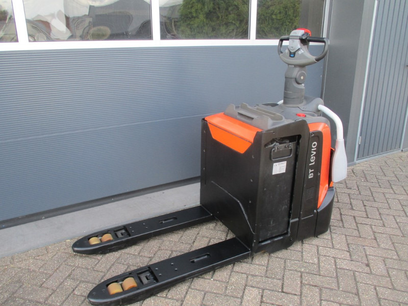 BT LPE 200 - Transpaleta: foto 2 BT LPE 200 - Transpaleta: foto 2