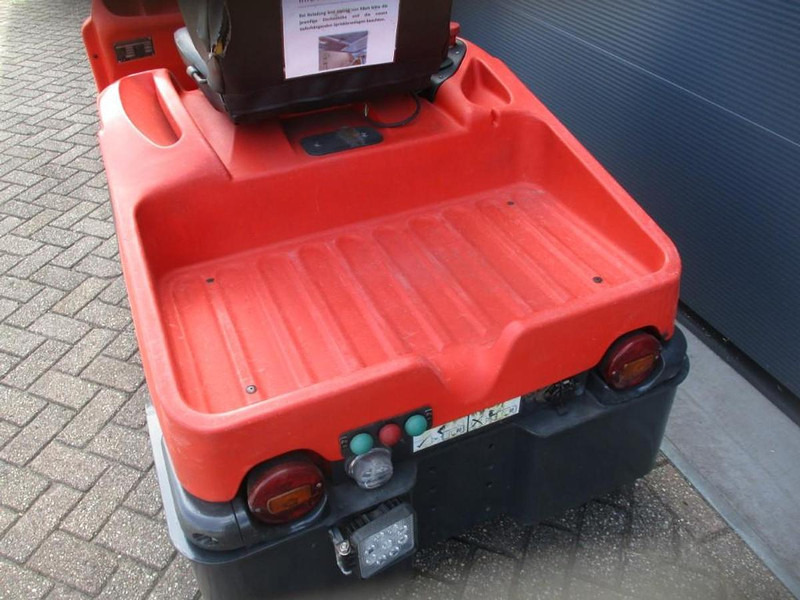 Linde P 60 - Remolcadora: foto 4 Linde P 60 - Remolcadora: foto 4