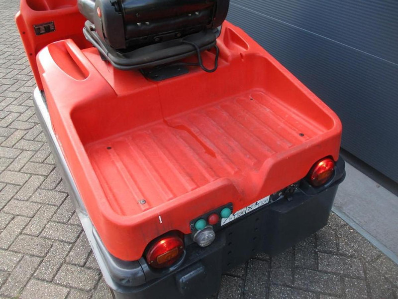 Linde P 60 - Remolcadora: foto 4 Linde P 60 - Remolcadora: foto 4