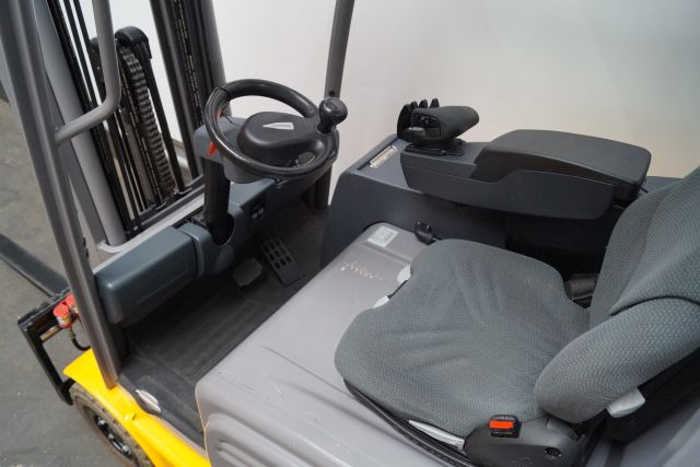 Jungheinrich EFG216k - Carretilla elevadora eléctrica: foto 3 Jungheinrich EFG216k - Carretilla elevadora eléctrica: foto 3