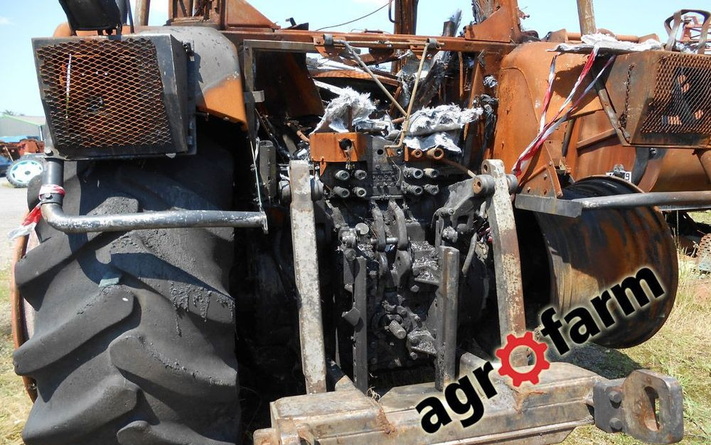 Fendt części używane 916 920 922 924 926 930 936 933 silnik wał skrzynia most oś podnośnik zwolnica - Caja de cambios para Maquinaria agrícola: foto 5 Fendt części używane 916 920 922 924 926 930 936 933 silnik wał skrzynia most oś podnośnik zwolnica - Caja de cambios para Maquinaria agrícola: foto 5