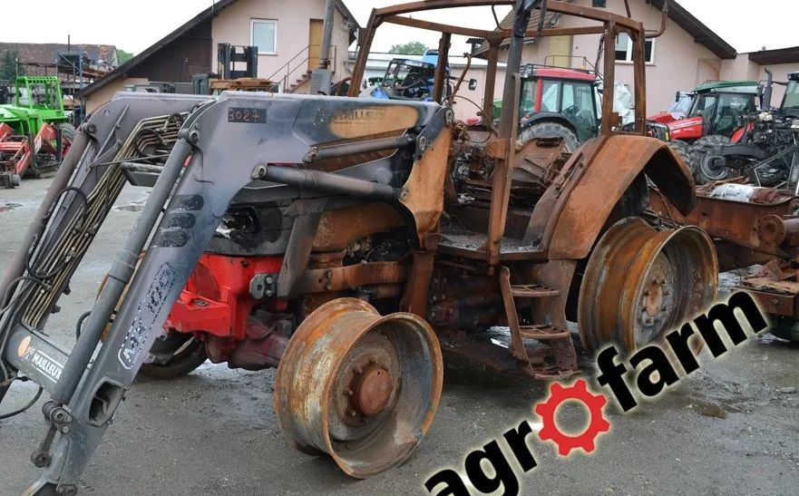 McCormick MC 115 110 skrzynia most silnik piasta zwolnica obudowa - Caja de cambios para Maquinaria agrícola: foto 1 McCormick MC 115 110 skrzynia most silnik piasta zwolnica obudowa - Caja de cambios para Maquinaria agrícola: foto 1