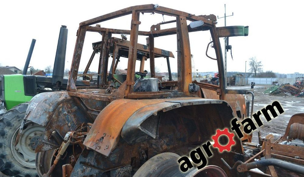 Fendt części 711 712 714 716 718 720 VARIO silnik skrzynia most wał zwrotnica piasta obudowa zawór - Recambio para Maquinaria agrícola: foto 4 Fendt części 711 712 714 716 718 720 VARIO silnik skrzynia most wał zwrotnica piasta obudowa zawór - Recambio para Maquinaria agrícola: foto 4