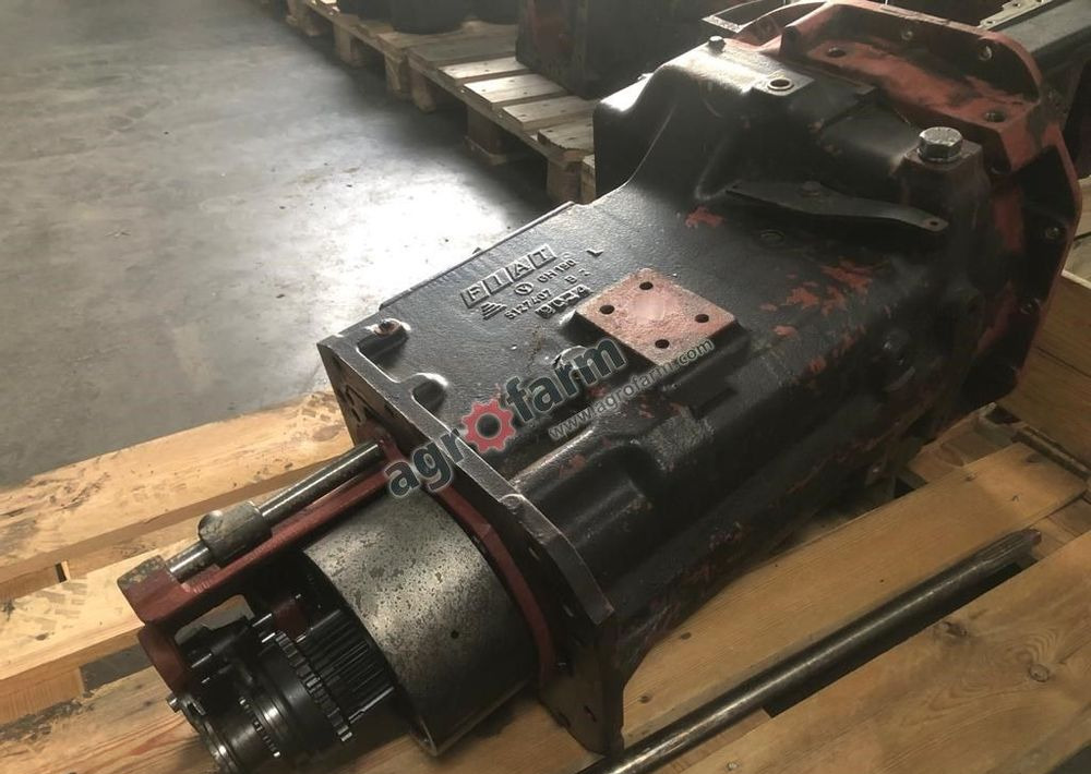 Skrzynia biegów Fiat 100-90 DT 5127407 - Caja de cambios: foto 2 Skrzynia biegów Fiat 100-90 DT 5127407 - Caja de cambios: foto 2