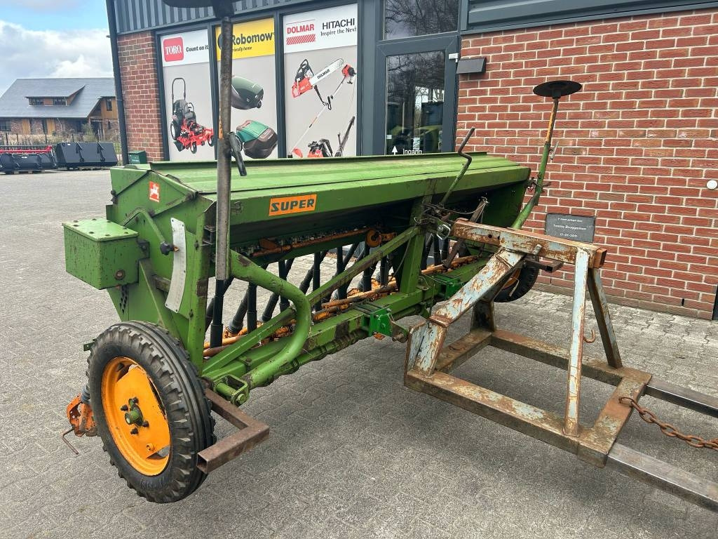 Amazone D7 Type 33 - Sembradora: foto 3 Amazone D7 Type 33 - Sembradora: foto 3