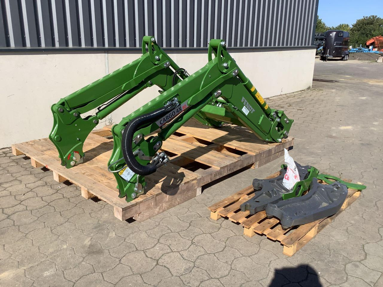 Fendt Cargo 4x80 - Cargador frontal para tractor: foto 2 Fendt Cargo 4x80 - Cargador frontal para tractor: foto 2