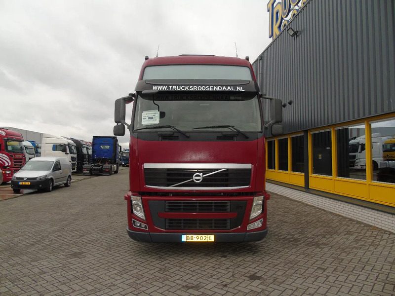 Volvo FH 420 + MANUAL + EURO 5 + 6x IN STOCK - Cabeza tractora: foto 5 Volvo FH 420 + MANUAL + EURO 5 + 6x IN STOCK - Cabeza tractora: foto 5