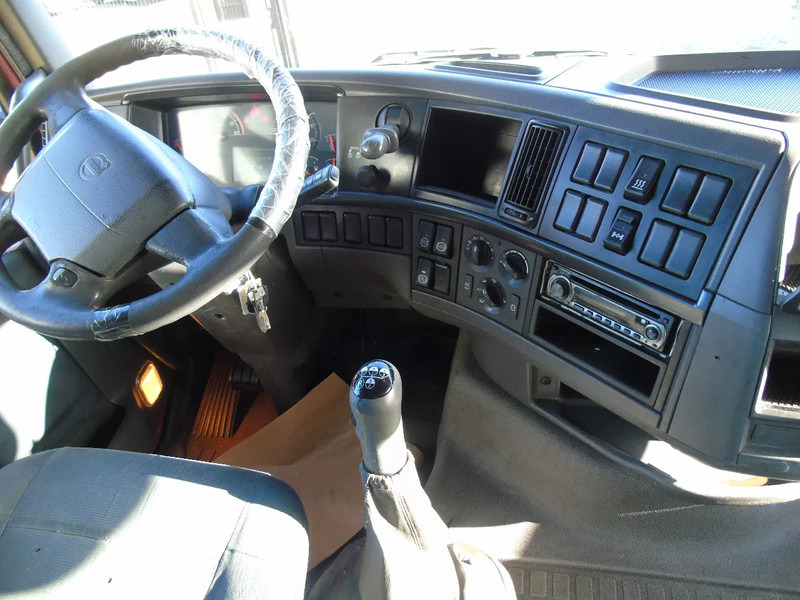 Volvo FH 420 + XL CABINE + EURO 5+ MANUAL - Cabeza tractora: foto 5 Volvo FH 420 + XL CABINE + EURO 5+ MANUAL - Cabeza tractora: foto 5