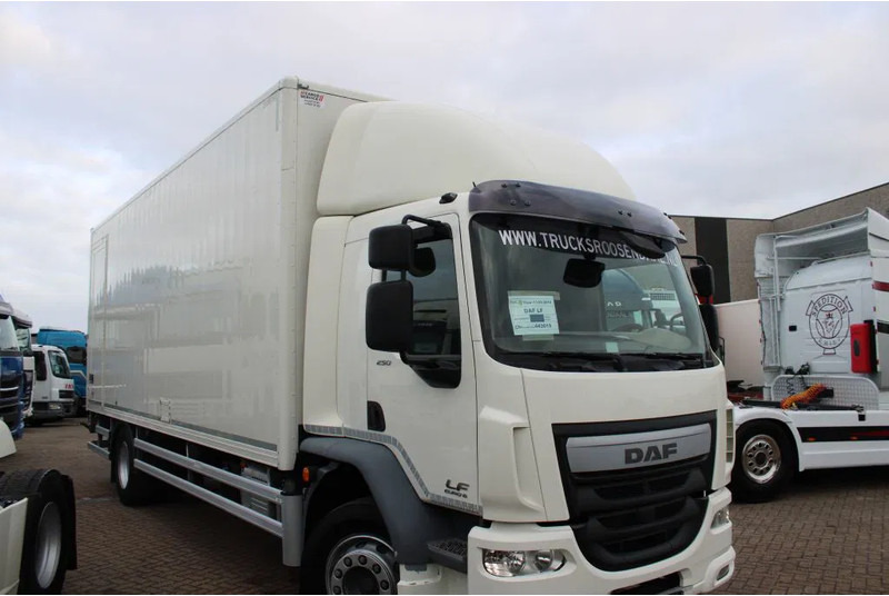 DAF LF 250 + euro 6 + 19T - Camión caja cerrada: foto 4 DAF LF 250 + euro 6 + 19T - Camión caja cerrada: foto 4