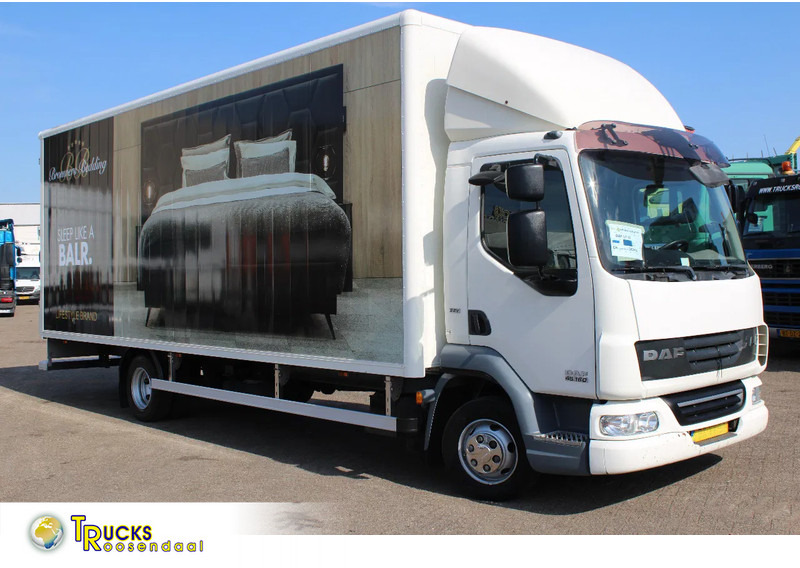 DAF LF 45 .160 + EURO 5 + 7.5T - Camión caja cerrada: foto 1 DAF LF 45 .160 + EURO 5 + 7.5T - Camión caja cerrada: foto 1