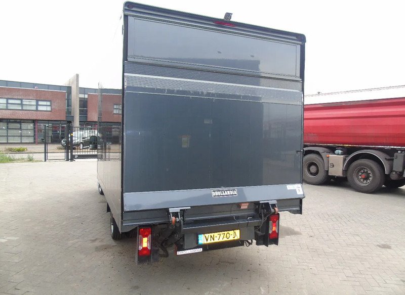 Iveco Daily 35C13 + LIFT + EURO 5 - Furgoneta caja cerrada: foto 5 Iveco Daily 35C13 + LIFT + EURO 5 - Furgoneta caja cerrada: foto 5