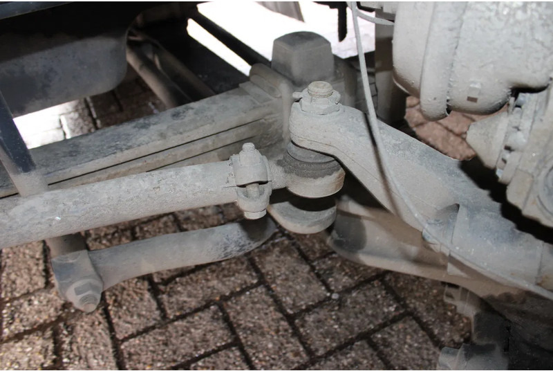 Camión frigorífico Iveco Eurocargo 140E + CARRIER + MANUAL + ATP!! LIFT + EURO 5: foto 12