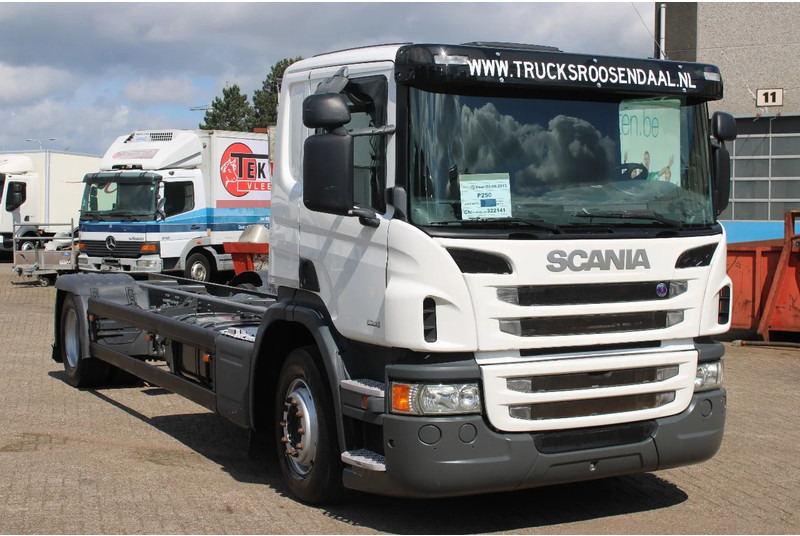 Scania P250 + EURO 6 - Camión chasis: foto 3 Scania P250 + EURO 6 - Camión chasis: foto 3