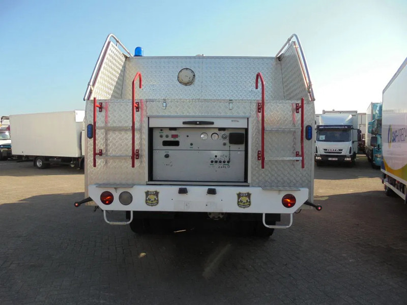 Camión de bomberos Steyr 1490 + Manual + 6X6 + 16000 L + TATRA: foto 9 Camión de bomberos Steyr 1490 + Manual + 6X6 + 16000 L + TATRA: foto 9