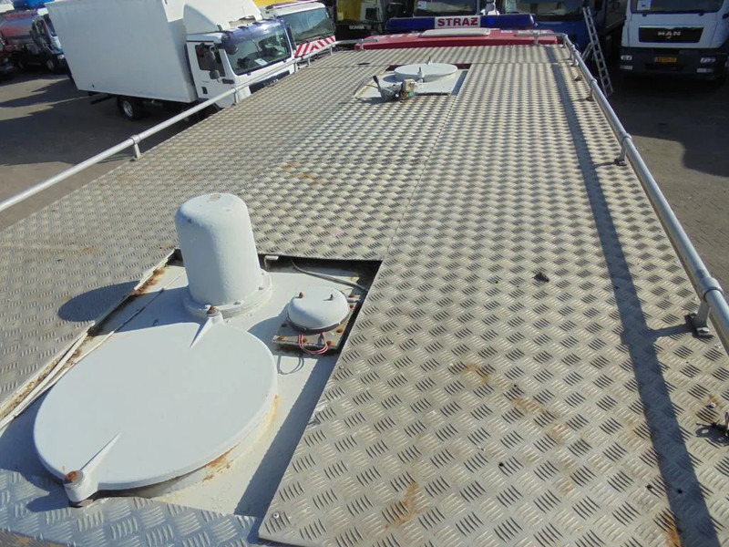 Camión de bomberos Steyr 1490 + Manual + 6X6 + 16000 L + TATRA: foto 12 Camión de bomberos Steyr 1490 + Manual + 6X6 + 16000 L + TATRA: foto 12