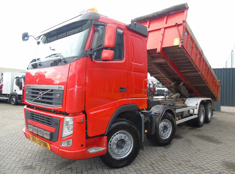 Volvo FH 500 + 8X4 + SPRING + EURO 5 + RETARDER - Camión volquete: foto 2 Volvo FH 500 + 8X4 + SPRING + EURO 5 + RETARDER - Camión volquete: foto 2
