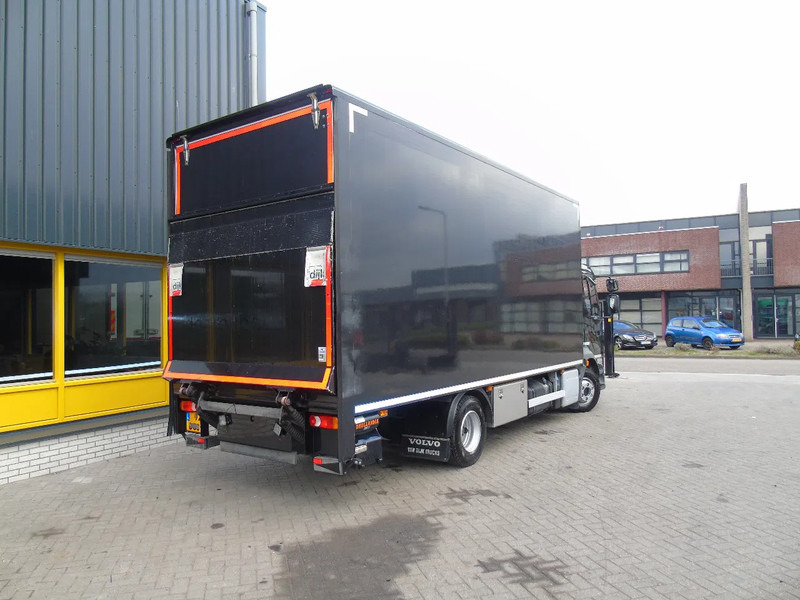 Volvo FL 10.210 + EURO 6 + LIFT - Camión caja cerrada: foto 3 Volvo FL 10.210 + EURO 6 + LIFT - Camión caja cerrada: foto 3