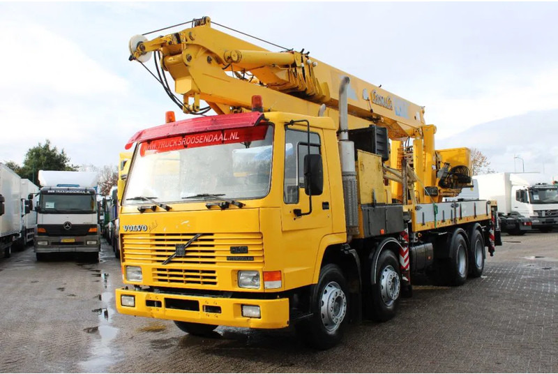 Volvo FL FL10 8X4 + GROMACH 34 mtr. + EURO 2 - Camión grúa: foto 2 Volvo FL FL10 8X4 + GROMACH 34 mtr. + EURO 2 - Camión grúa: foto 2