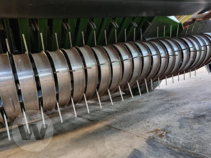 Krone Big Pack 120-80 - Empacadora de pacas cuadradas: foto 3 Krone Big Pack 120-80 - Empacadora de pacas cuadradas: foto 3