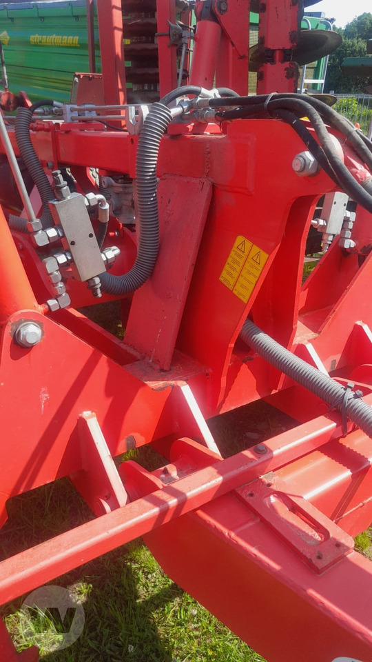 Kverneland Taranis 600 RP - Rastras: foto 4 Kverneland Taranis 600 RP - Rastras: foto 4