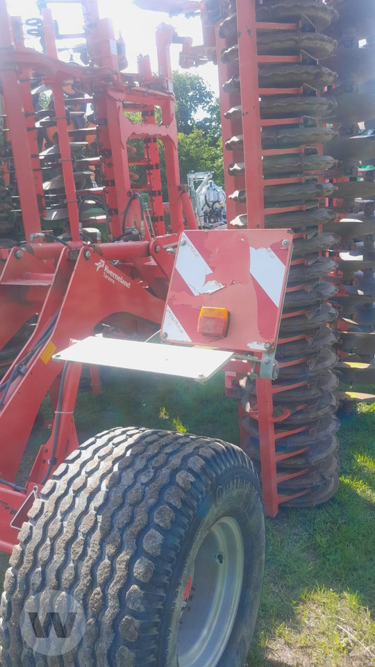 Kverneland Taranis 600 RP - Rastras: foto 3 Kverneland Taranis 600 RP - Rastras: foto 3