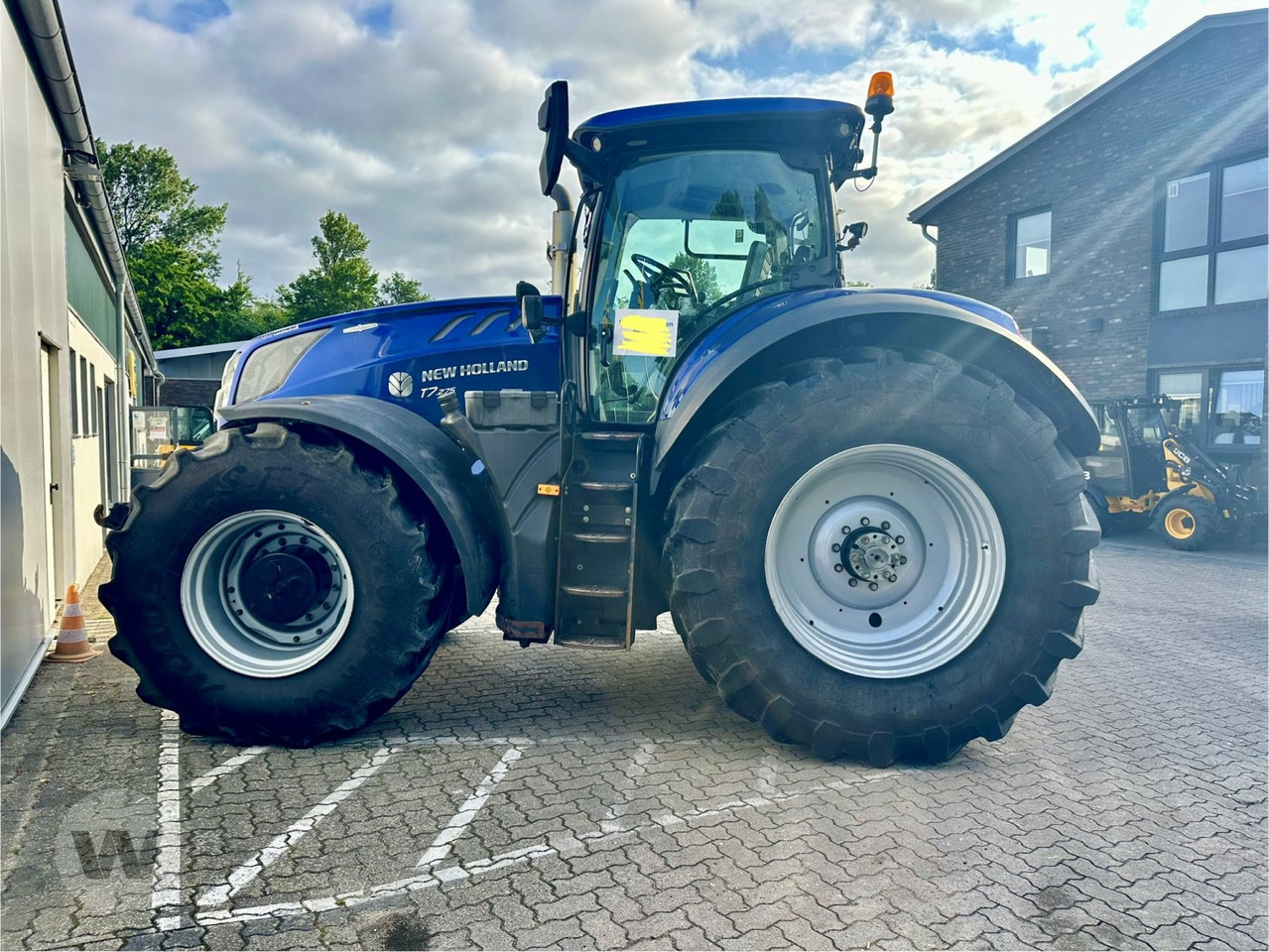 New Holland T 7.270 AC - Tractor: foto 4 New Holland T 7.270 AC - Tractor: foto 4
