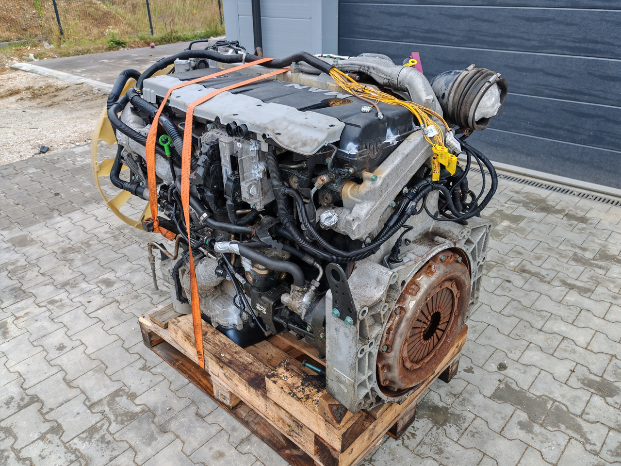 MAN TGX TGS / D2676 LF51 / COMPLETE ENGINE / WORLDWIDE DELIVERY - Motor: foto 2 MAN TGX TGS / D2676 LF51 / COMPLETE ENGINE / WORLDWIDE DELIVERY - Motor: foto 2