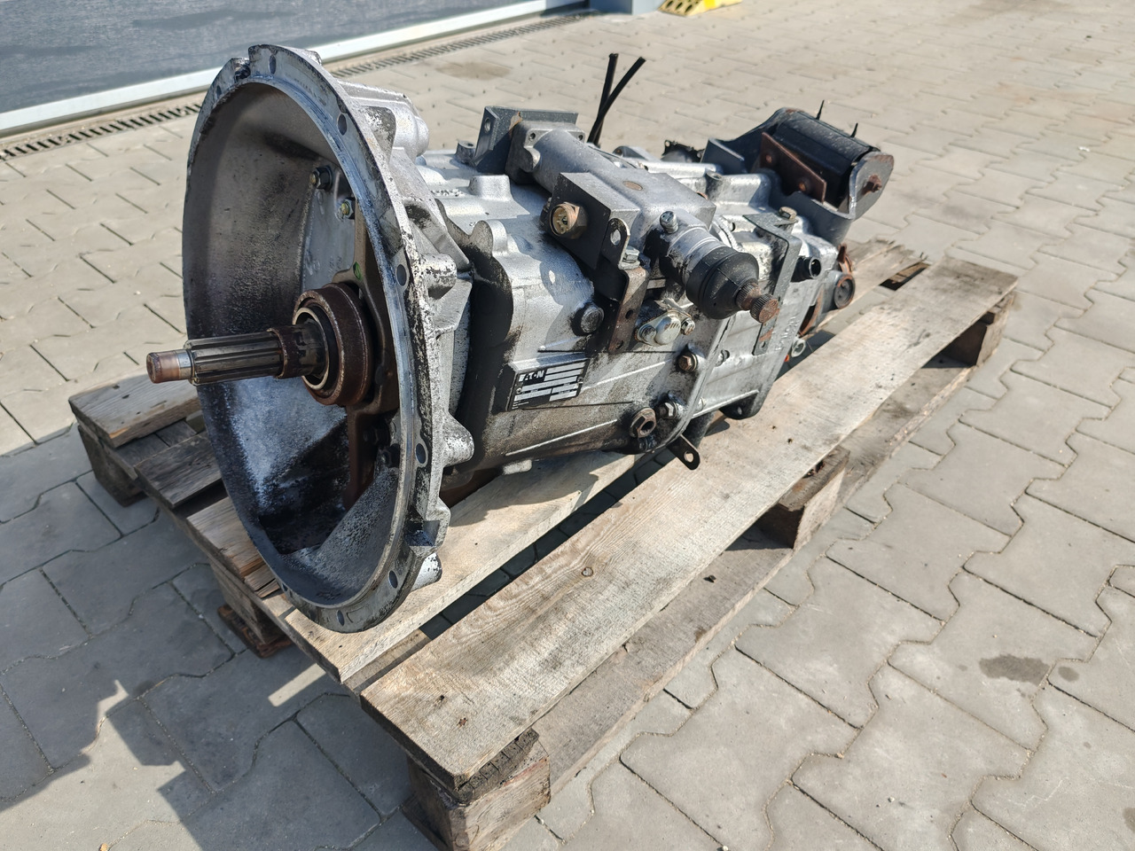 RENAULT MIDLUM / EATON FS 4106B H / COMPLETE GEARBOX - Caja de cambios: foto 5 RENAULT MIDLUM / EATON FS 4106B H / COMPLETE GEARBOX - Caja de cambios: foto 5