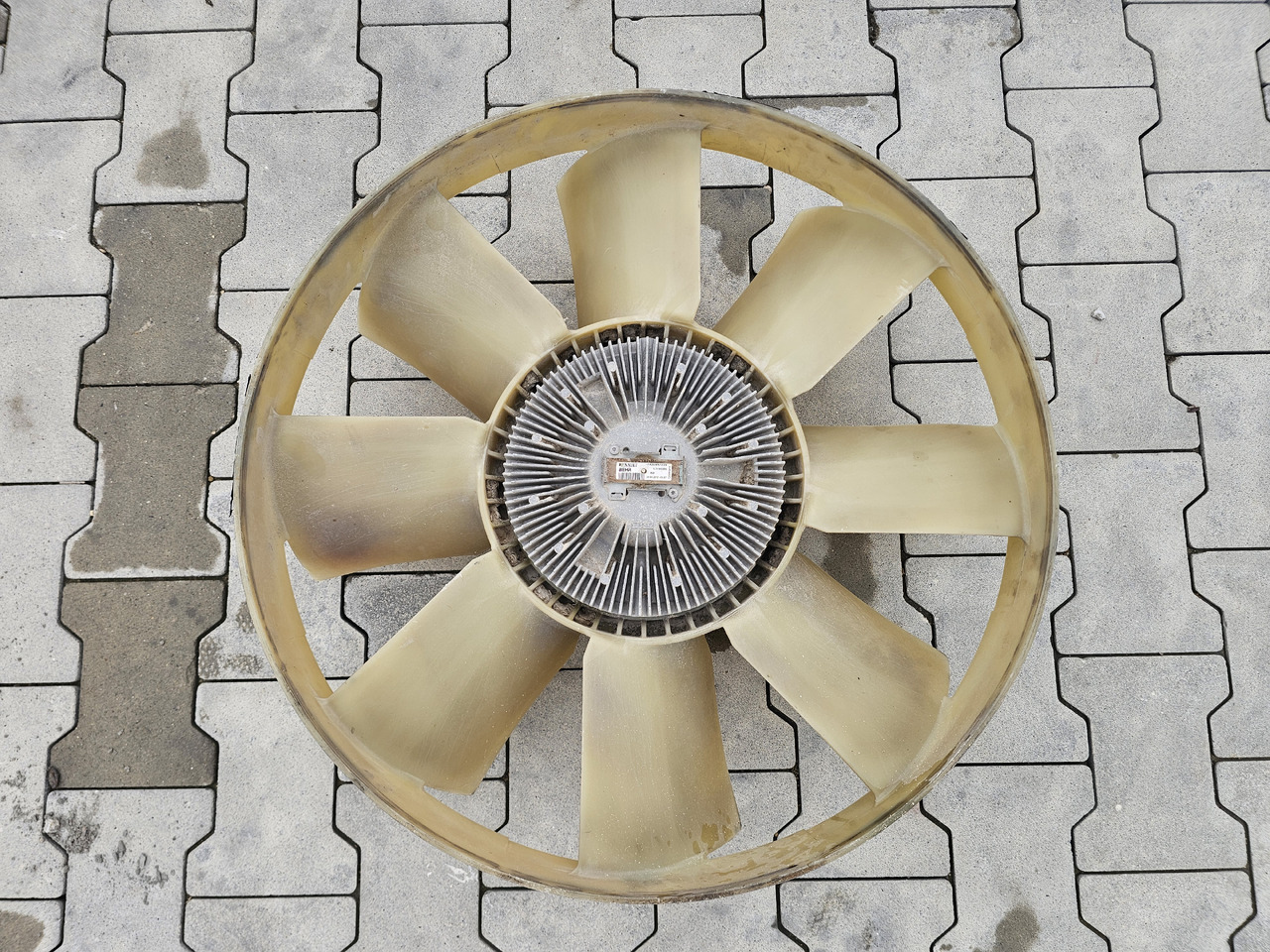 RENAULT PREMIUM MIDLUM DXI / VISCO FAN - Ventilador: foto 1 RENAULT PREMIUM MIDLUM DXI / VISCO FAN - Ventilador: foto 1