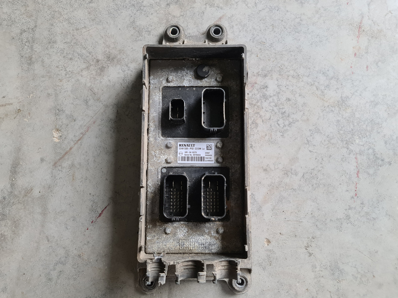 RENAULT RANGE T / CCIOM Lo CONTROL UNIT / 22481336-P02 - Unidad de control: foto 1 RENAULT RANGE T / CCIOM Lo CONTROL UNIT / 22481336-P02 - Unidad de control: foto 1