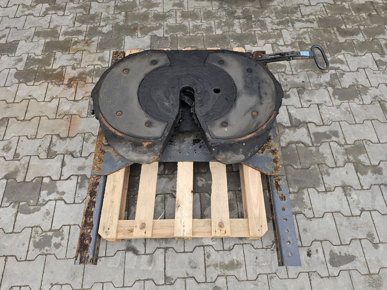 RENAULT RANGE T / JOST COMPLETE FIFTWHEEL / BRACKET: 185mm - Recambio: foto 1 RENAULT RANGE T / JOST COMPLETE FIFTWHEEL / BRACKET: 185mm - Recambio: foto 1