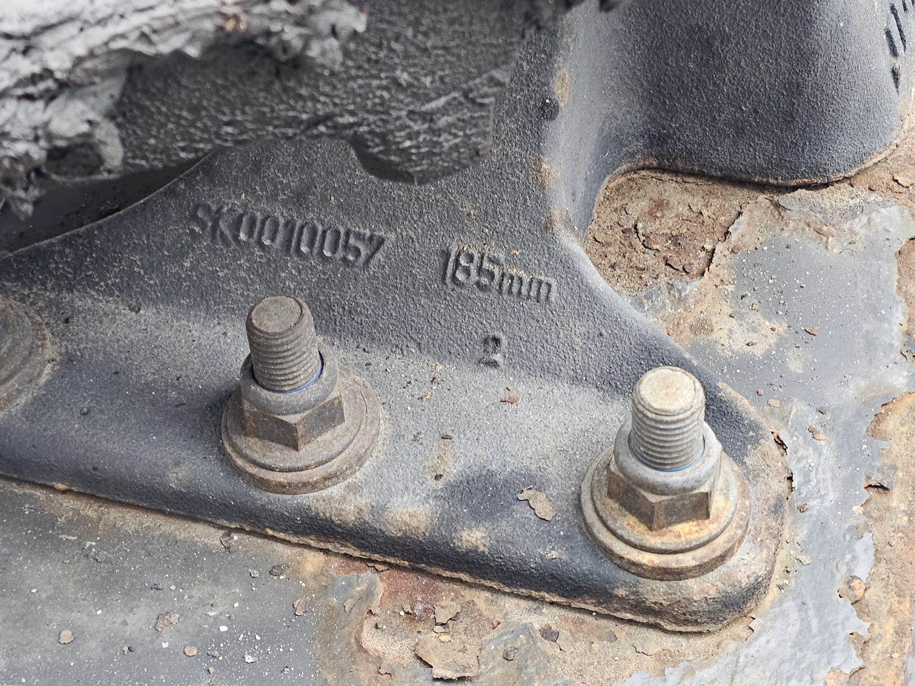 RENAULT RANGE T / JOST COMPLETE FIFTWHEEL / BRACKET: 185mm - Recambio: foto 4 RENAULT RANGE T / JOST COMPLETE FIFTWHEEL / BRACKET: 185mm - Recambio: foto 4