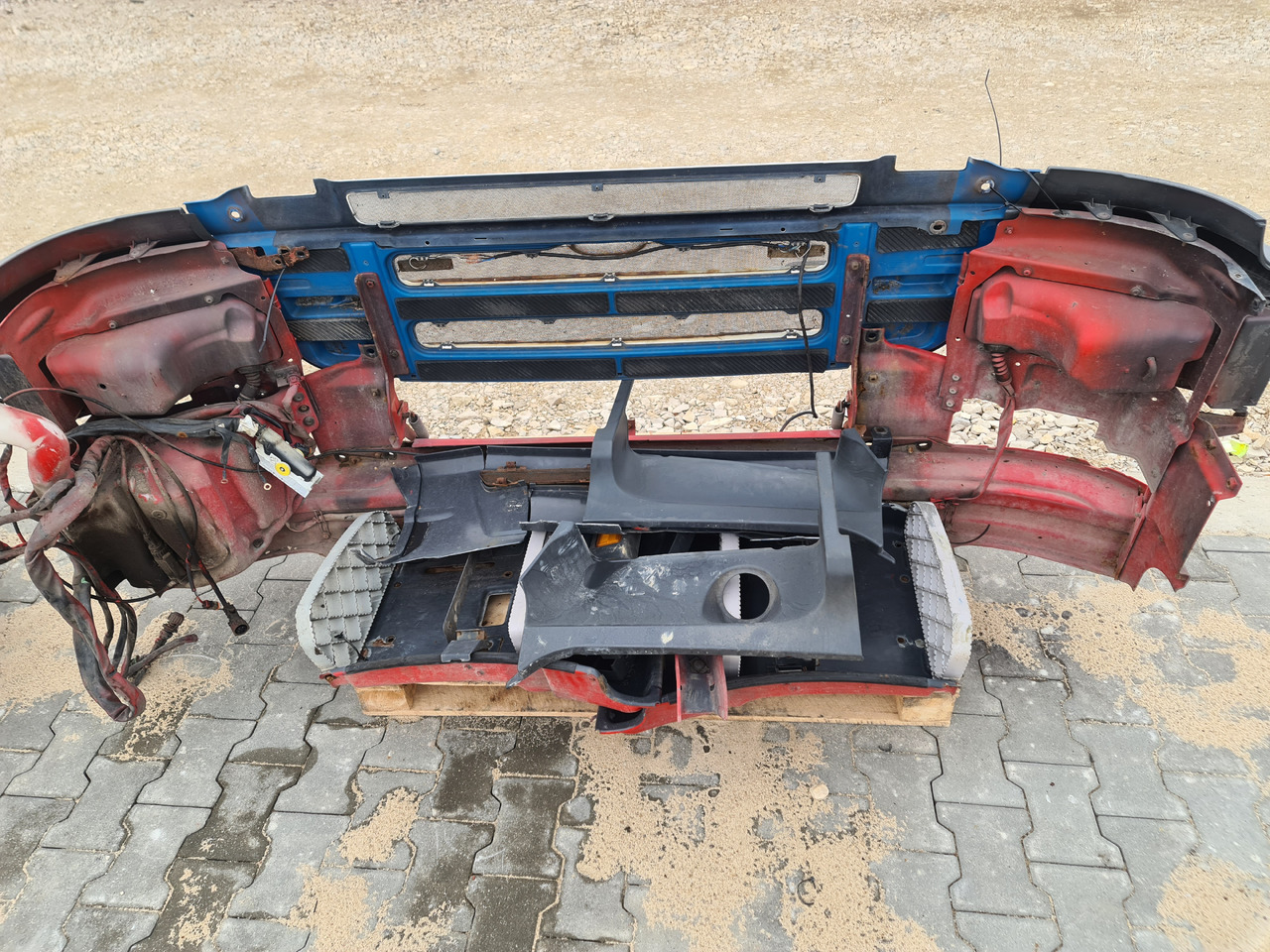 SCANIA P / BUMPER STEPS LAMPS SET / WORLDWIDE DELIVERY - Parachoques: foto 4 SCANIA P / BUMPER STEPS LAMPS SET / WORLDWIDE DELIVERY - Parachoques: foto 4