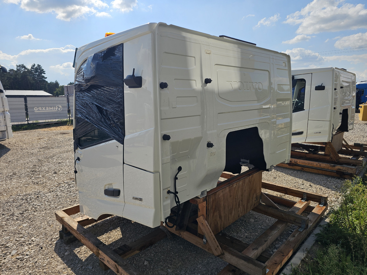 VOLVO FM5 FMX LOW DAY CAB / FULLY COMPLETE / BRAND NEW - Cabina: foto 5 VOLVO FM5 FMX LOW DAY CAB / FULLY COMPLETE / BRAND NEW - Cabina: foto 5