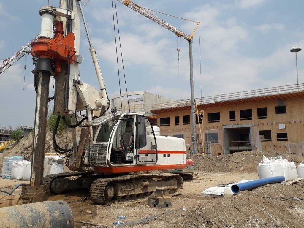 Soilmec R210 - Martillo de hinca de pilotes: foto 3 Soilmec R210 - Martillo de hinca de pilotes: foto 3