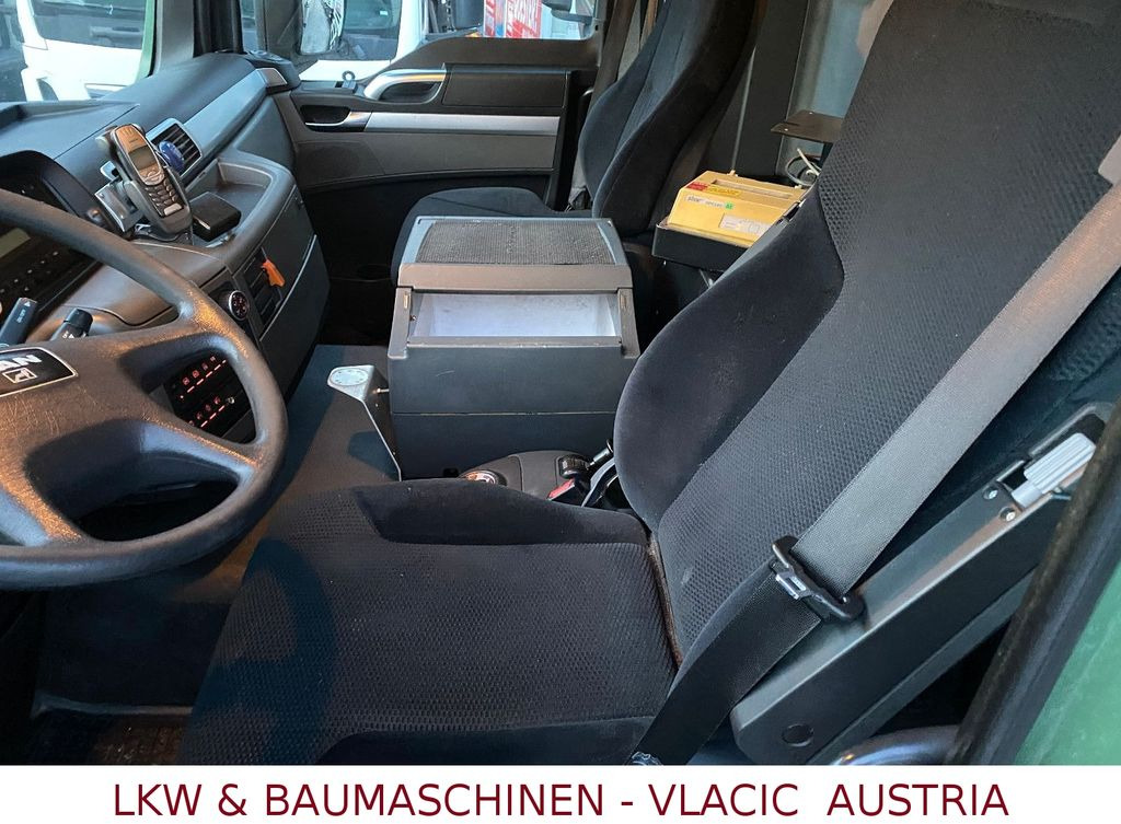 MAN TGS 26.400 Gastankwagen mit Pumpe und Wage22000L - Camión cisterna: foto 5 MAN TGS 26.400 Gastankwagen mit Pumpe und Wage22000L - Camión cisterna: foto 5