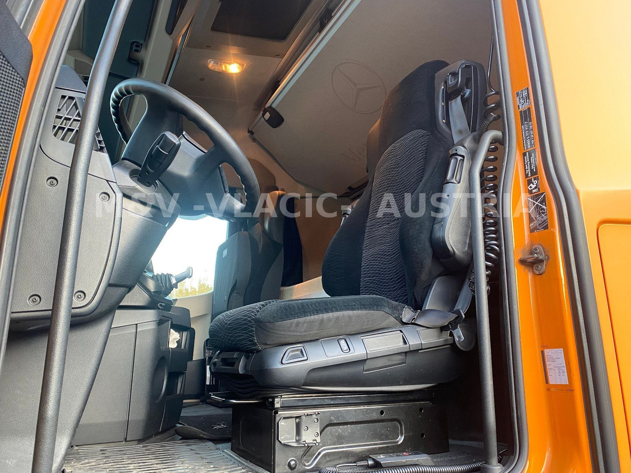 Mercedes-Benz 2542 - Camión portacontenedore/ Intercambiable: foto 4 Mercedes-Benz 2542 - Camión portacontenedore/ Intercambiable: foto 4
