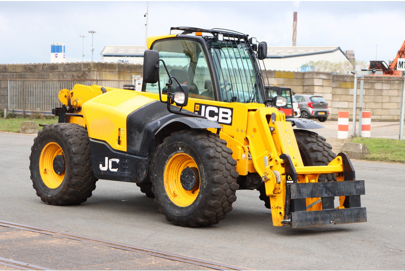JCB 541-70 - Manipulador telescópico: foto 1 JCB 541-70 - Manipulador telescópico: foto 1