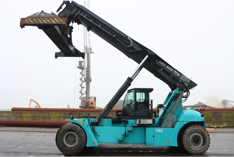 KONECRANES 4531TC5 - Reach stacker: foto 5 KONECRANES 4531TC5 - Reach stacker: foto 5
