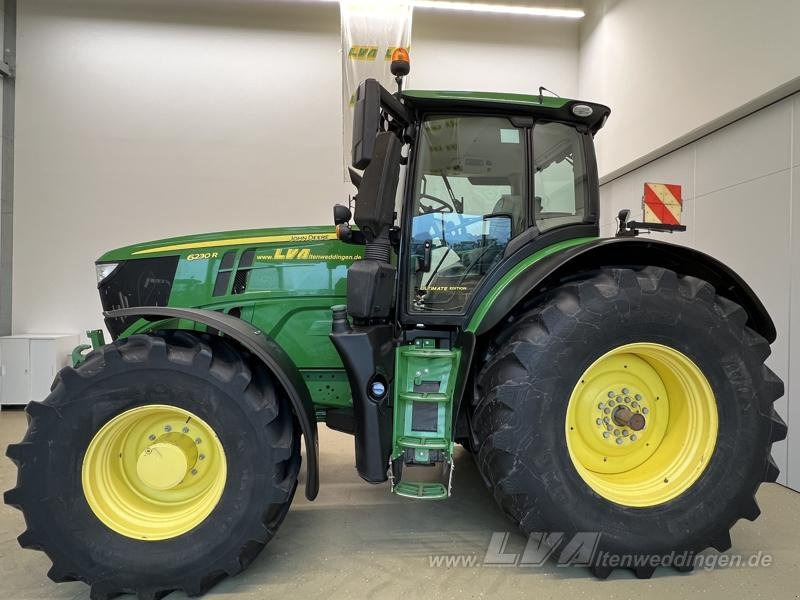 John Deere 6230R mit CommandPro - Tractor: foto 4 John Deere 6230R mit CommandPro - Tractor: foto 4