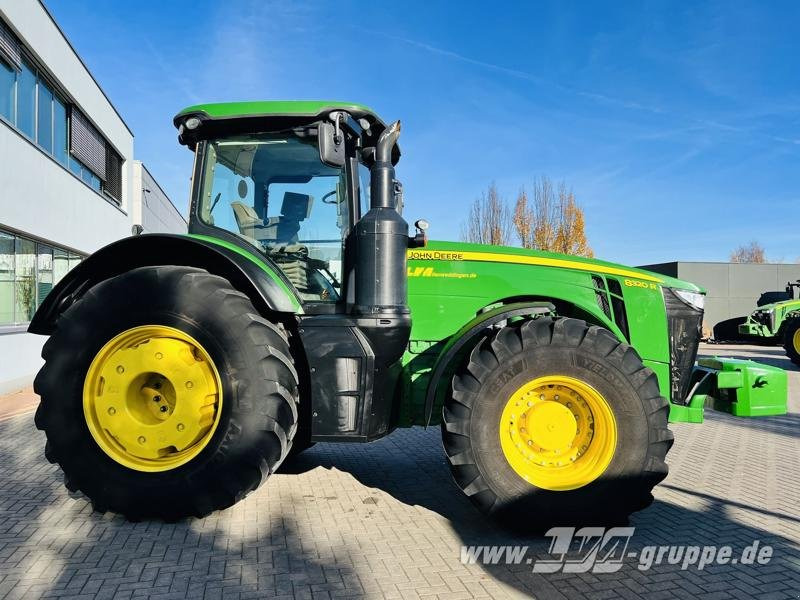 Tractor John Deere 8320R E23-PowerShift: foto 11