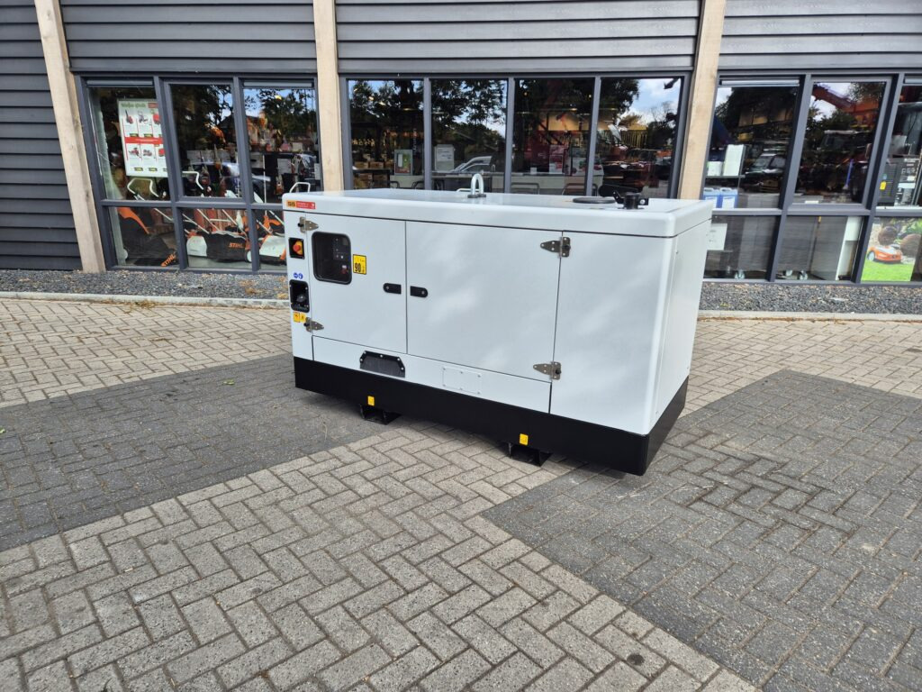 BRINKMAN & NIEMEIJER 17.5 KVA - Generador industriale: foto 3 BRINKMAN & NIEMEIJER 17.5 KVA - Generador industriale: foto 3