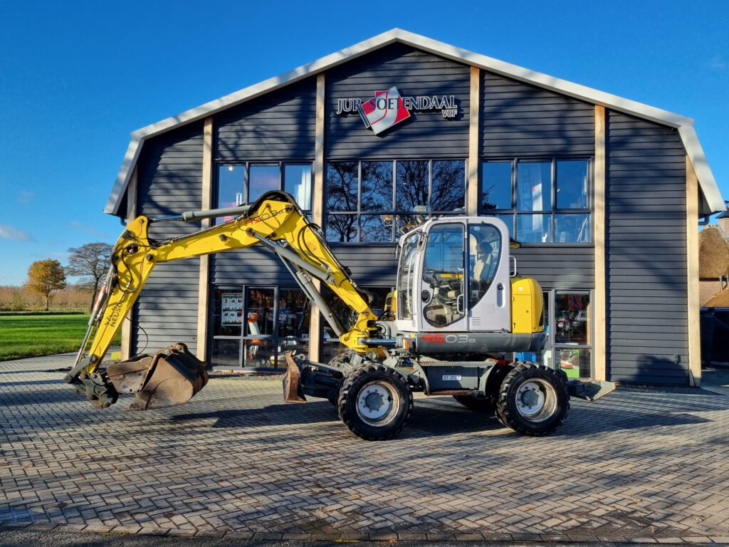 NEUSON 9503 - Excavadora de ruedas: foto 1 NEUSON 9503 - Excavadora de ruedas: foto 1