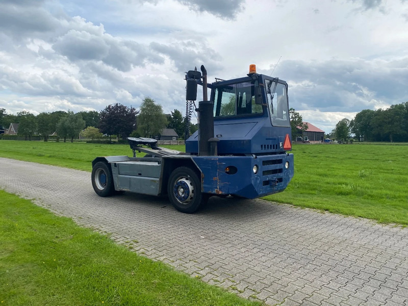 Sisu E TRX 182 | HYDROLIC | CENTRAL LUBRIGATION | NO RUST !!! - Tractor industrial: foto 2 Sisu E TRX 182 | HYDROLIC | CENTRAL LUBRIGATION | NO RUST !!! - Tractor industrial: foto 2
