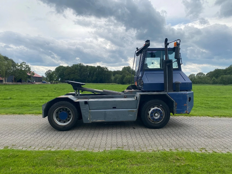 Sisu E TRX 182 | HYDROLIC | CENTRAL LUBRIGATION | NO RUST !!! - Tractor industrial: foto 3 Sisu E TRX 182 | HYDROLIC | CENTRAL LUBRIGATION | NO RUST !!! - Tractor industrial: foto 3