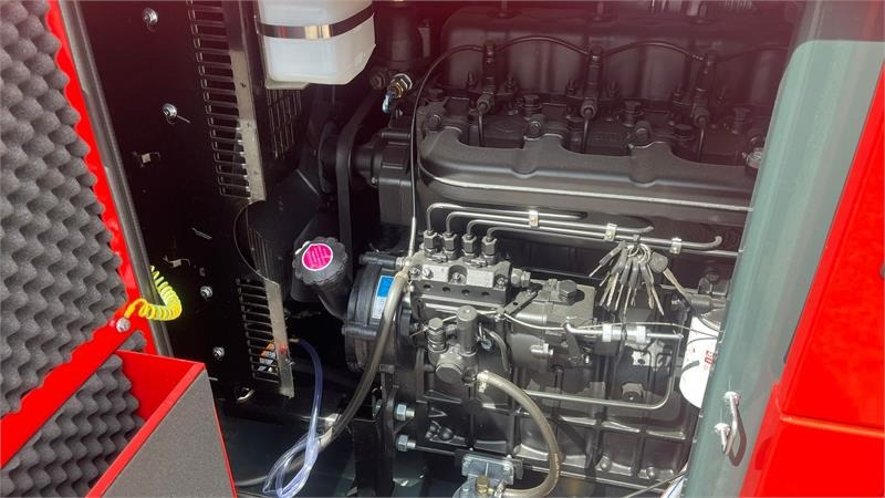 Bauer GFS-40 ATS, 40 kW/50 kVA Fabriksny generator - Generador industriale: foto 5 Bauer GFS-40 ATS, 40 kW/50 kVA Fabriksny generator - Generador industriale: foto 5