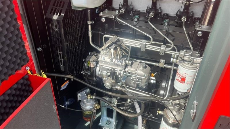 Bauer GFS-50 ATS, 50 kW/62,5 kVA - Generador industriale: foto 5 Bauer GFS-50 ATS, 50 kW/62,5 kVA - Generador industriale: foto 5